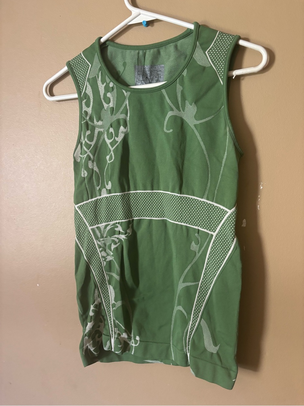 Vibrant Athleta Seamless Floral Tank Top – Sage Green, Size Small